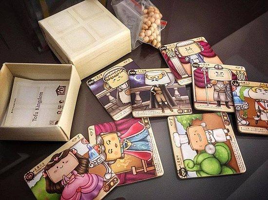 Fullwolves Boardgames Cafe